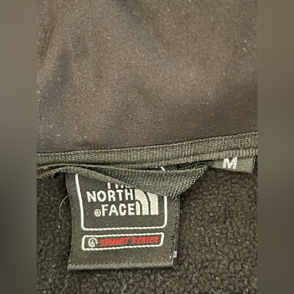 The North Face Summit Series Windstopper Jacket Waterproof Womens Size m
A - Picture 9 of 12